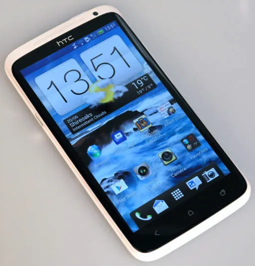 Featured HTC One X