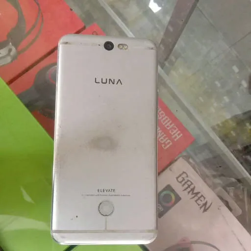 Featured Luna V55C